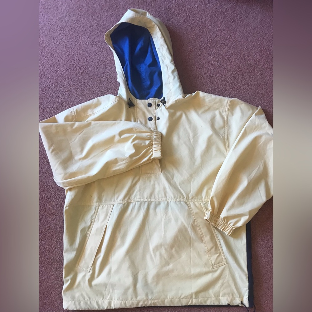 New Cutter & Buck pullover sports or casual jacket with hood.